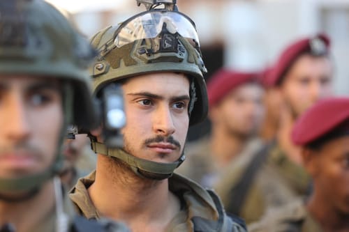 חודש לאחר נפילתו: ידידיה אזוגי יונצח במקום שכה אהב