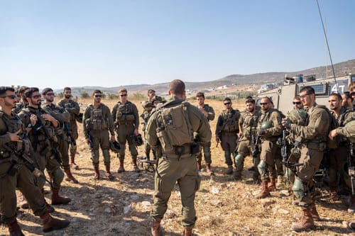 שעות אחרי הפיגוע: נמשך המצוד אחרי המחבלים