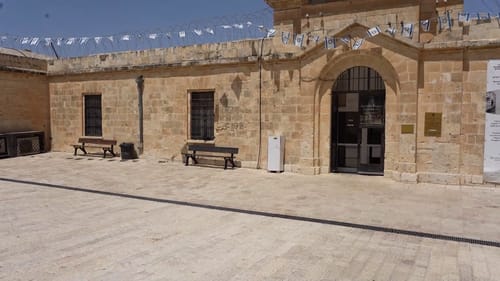 מדהים: זה הסיפור של המבנים השמורים בירושלים • צפו