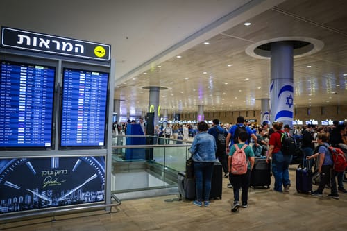 בעקבות הסגירה וביטולי הטיסות: אתר נתב"ג קרס
