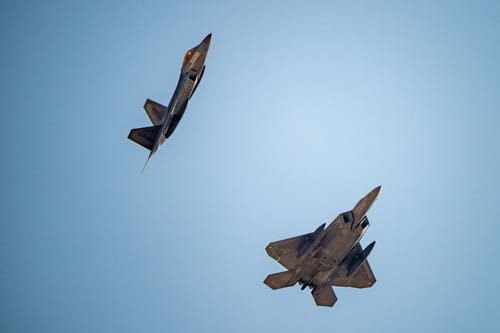 תזמון חשוד? חיל האוויר האמריקאי יבצע תרגיל רחב במזרח התיכון