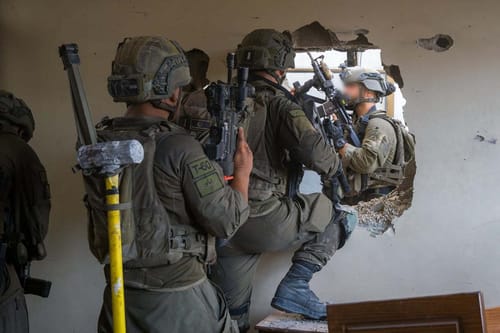 בתיעוד מהרחפן: חיסול מחבלים חמושים ואיתור אמצעי לחימה