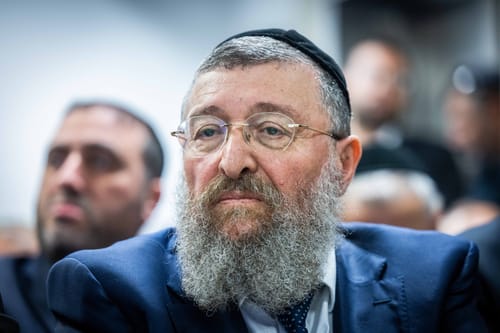 מה ענה השר בן צור למילואימניק שהתחנן לנשיאה בנטל?