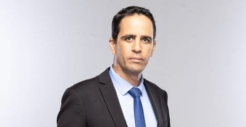 המלחמה על הבית: איש השנה בתקשורת – אלמוג בוקר