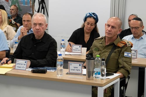 גלנט: "התגובה תהיה מדויקת, כואבת ומפתיעה כלפי איראן״
