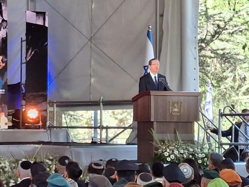 הרצוג בטקס הזיכרון: "להשיב את ההערבות הדדית"