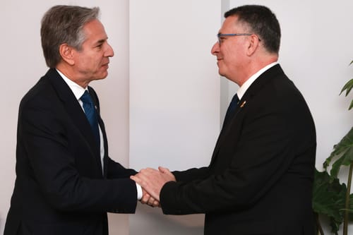 סער לבלינקן: "רואים הזדמנות לעסקה לשחרור חטופים"