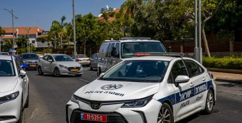 כתב אישום: התחזה לשוטר וגנב חצי מיליון שקל מקשישים