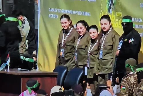ניצחון תעמולה: חמאס רוכב על שחרור החטופים בדרך לשלטון באיו"ש