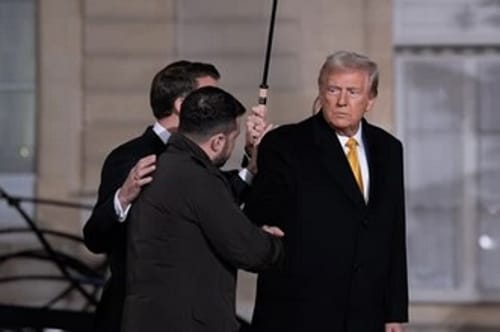 טראמפ תוקף: "זלנסקי, קומיקאי ממוצע, שיחק בביידן כמו חליל"