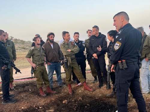 בלוט נגד המתיישבים ששרפו ניידת: "אין כפיות טובה גדולה מזו"