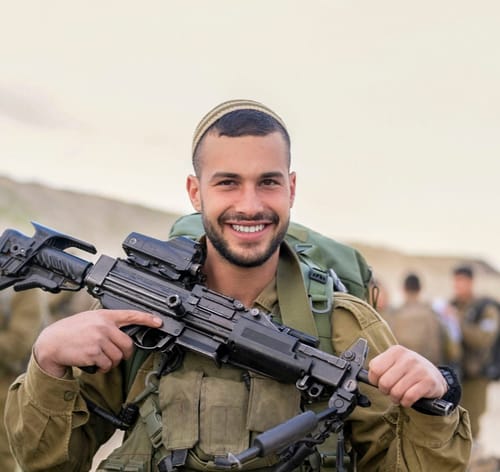 "יש לך ילדים, אני נכנס ראשון": שיר תפילה לזכרו של החייל שנפל