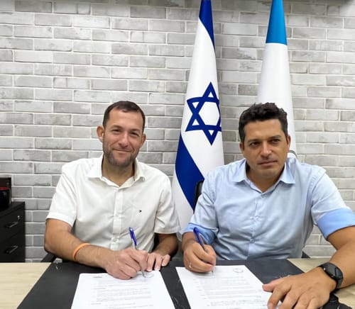 צעד תקדימי: הממשלה מאמצת את קשרי החוץ של השומרון ככלי הסברה
