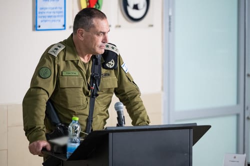זמיר למשפחות החטופים שנרצחו: נכריע את החמאס ונמוטט את שלטונו