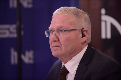 חטא הגנרלים: מדוע ה'לשעברים' כושלים פעם אחר פעם?