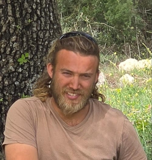 ח"כ סוכות על שכנו אברהם אזולאי הי"ד: "כדוד המלך"
