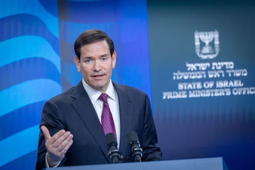 אחרי הביקור בישראל: רוביו נפגש עם אמיר קטאר