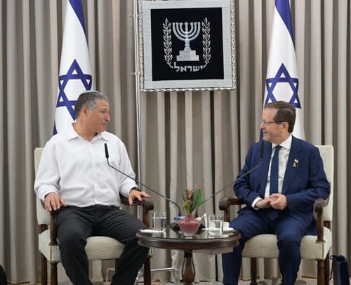 דוד זיני בהצהרה ראשונה: "נפעל בממלכתיות ובנאמנות לעם כולו"