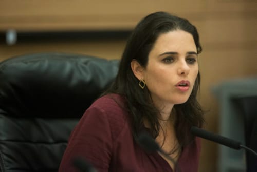 המסמך הסודי נחשף: למה להב 433 דורשת לחקור את איילת שקד?