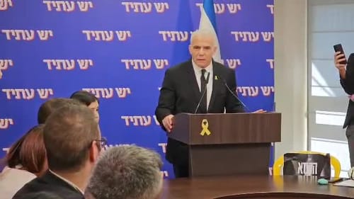לפיד פונה ליהודי העולם: "אנחנו מסרבים להיכנע לשנאה"