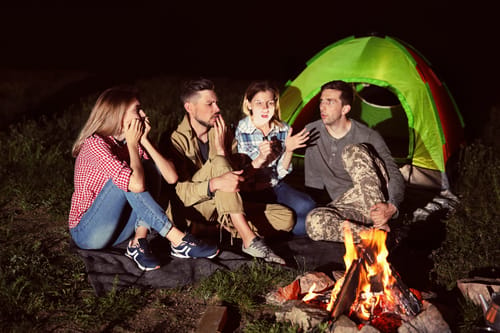 סיפורים על האש: מ- “היד השחורה" עד "האגוזים בבית הקברות".