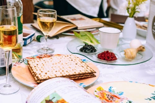 מה קורה כשנתקעים בדרך לליל הסדר? הסיפור הזה יפתיע אתכם