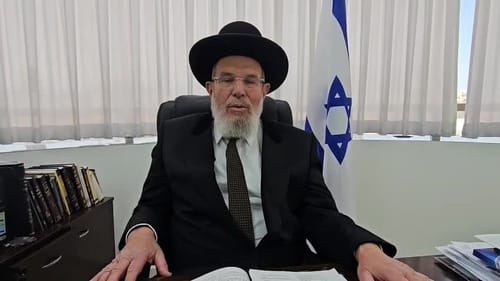 הרב הראשי לישראל מגנה בחריפות את ההתפרעויות של החרדים