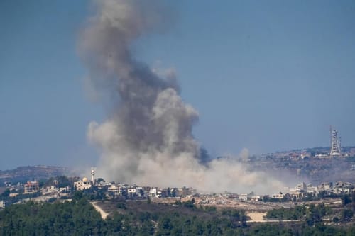 דיווחים בלבנון: כטב"מ תקף אופנוע קילומטרים ספורים מהדאחייה