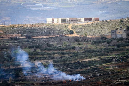 אחרי פינוי הגבעה: עשרות מתיישבים בהתפרעות בצומת שילה