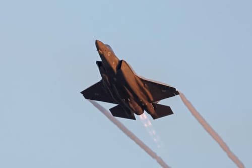 מטהרן עד ביירות: כך נראה הלחץ שמופעל על חיזבאללה | פרשנות