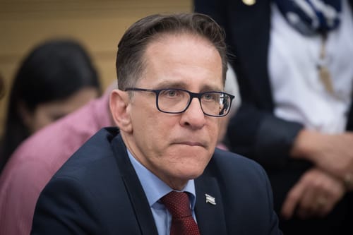 בצל המלחמה: בוטלו חלק מההגבלות על צחי ברוורמן 