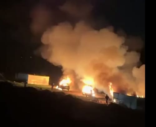 ישראלים הציתו מבנים של הקהילה הבדואית ונמלטו. צפו