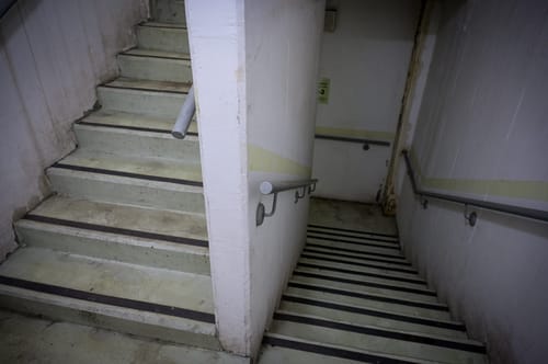 עיר ראשונה במרכז פותחת מקלטים: "הסיכון לטילים מאיראן גדל"