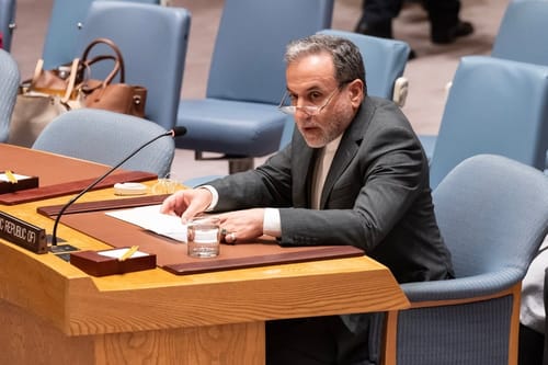 משרד החוץ האיראני מכחיש: "אין שום מגעים עם ארה"ב"