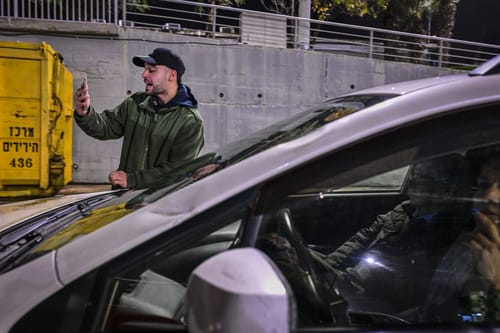 לאחר שנחסם ע"י מרדכי דוד: אהרון ברק מגיב לראשונה