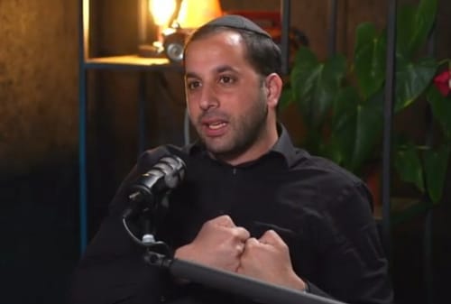 "משחקים בטלפון בשבת": משה מ"ווארט" בווידוי על המגזר החרדי