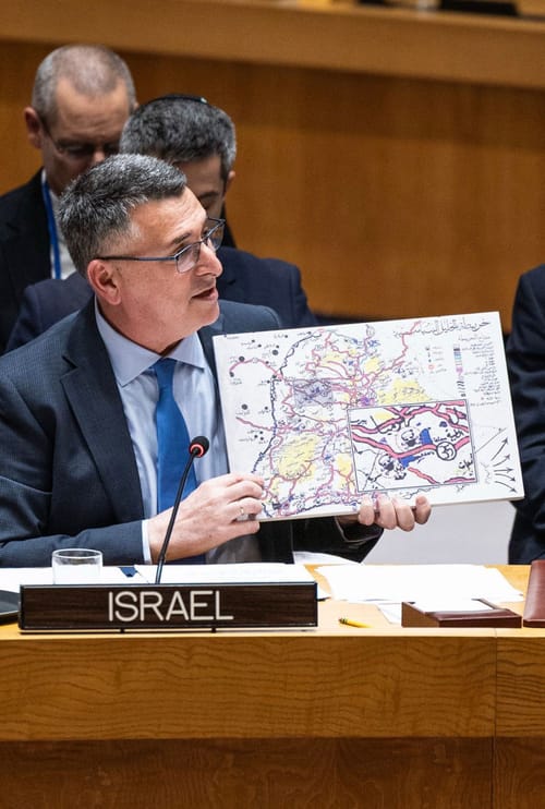 שר החוץ סער חשף באו״ם מפת הסתה שנתפסה בבית ספר יסודי בחברון