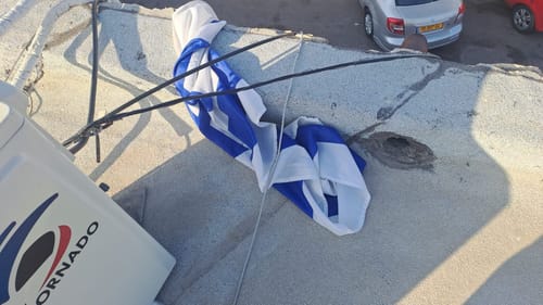 שבת בלוד: ערבים תלשו דגלי ישראל ונכנסו לעשן בבית כנסת