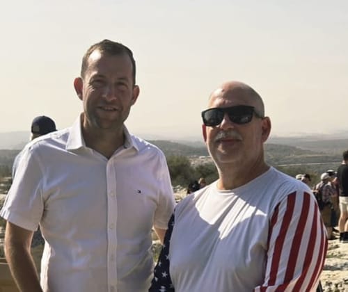 אחרי בית הנבחרים: הסנאט של אריזונה יכיר רשמית ביו"ש