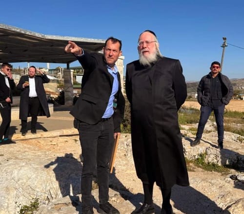אייכלר בסיור בשומרון: "השפלה לא יודעת כמה היא חייבת לכם"