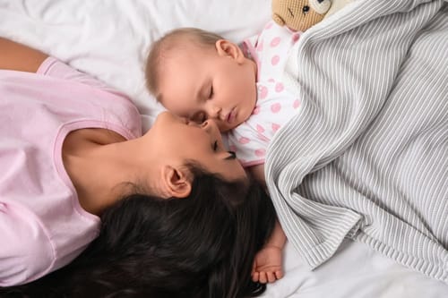יומנה של אמא: התפילה שלי היא לא על ניצחון - אלא שנוכל לישון