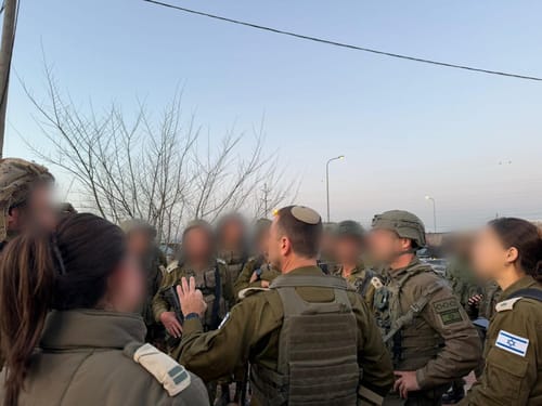 אבי בלוט בזירת הפיגוע בצומת תפוח: "כך זה צריך להסתיים, 2:0"