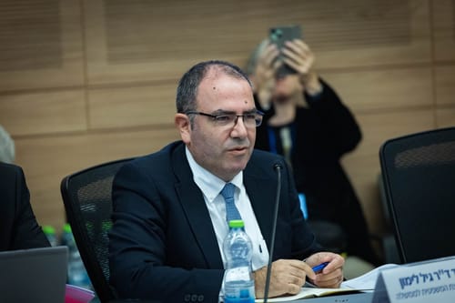 המשנה ליועמ"שית חוזר בו: "מתנצל, לא התכוונתי לפגוע"
