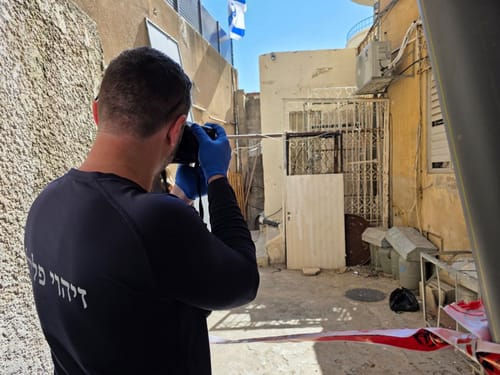 חיפה: 3 בני אדם נעצרו בחשד לרצח אישה בדירה