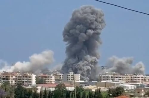 אחרי הוראת הפינוי: צה"ל החל בגל תקיפות בצור ודרום לבנון