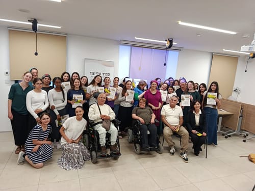 תלמידות אולפנת טליה פיתחו מיזמים למען אנשים עם מוגבלויות