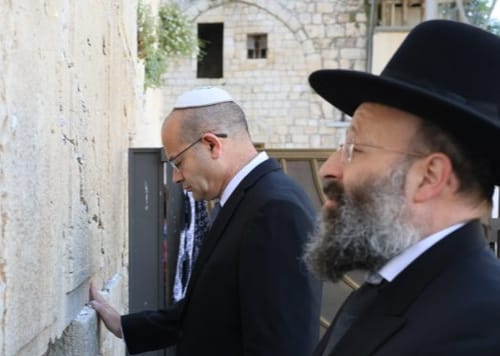 ראש המוסד רומן גופמן בביקור רשמי ראשון: "נצח ישראל לא ישקר"