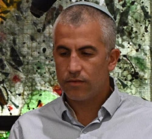 מנחם קלמנזון בתגובה ראשונה לסערה סביבו