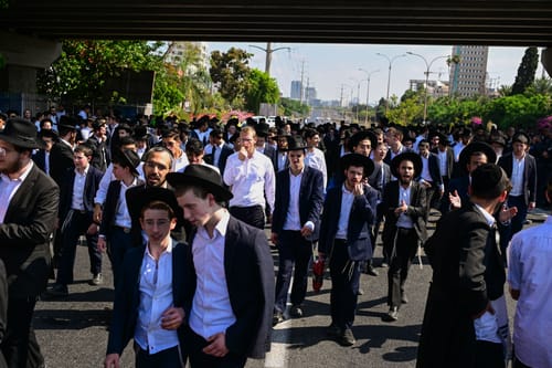 בכיר בפלג הירושלמי מאיים: "הפגנות פתע נוספות – בטווח הקרוב"