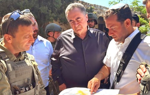 ברקע הסערה: יוסי דגן במסר לכ"ץ ובלוט